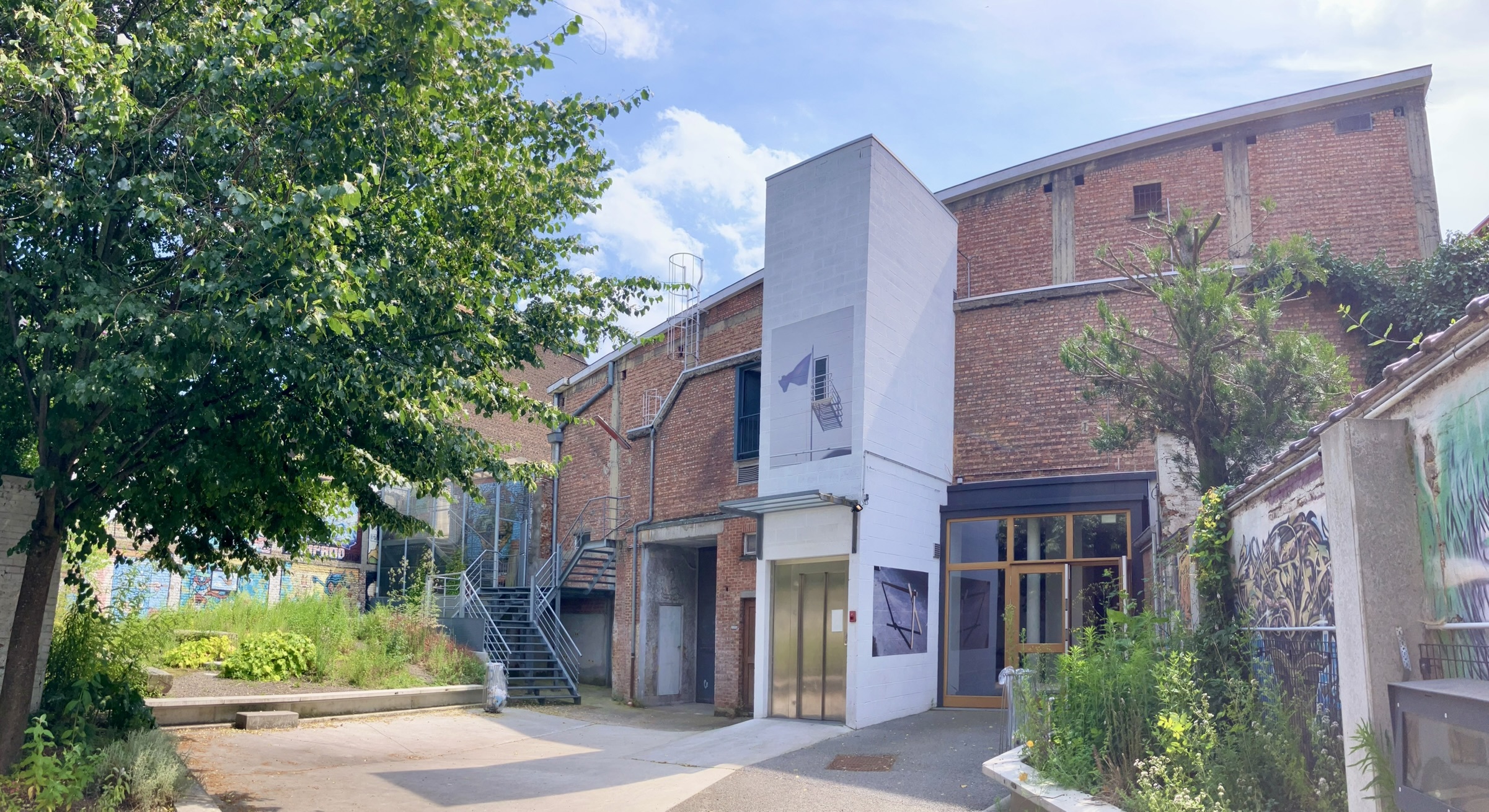Centre_Culturel_Jacques_Franck.jpg